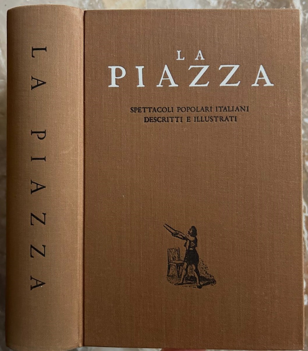  LA PIAZZA. - Copertina