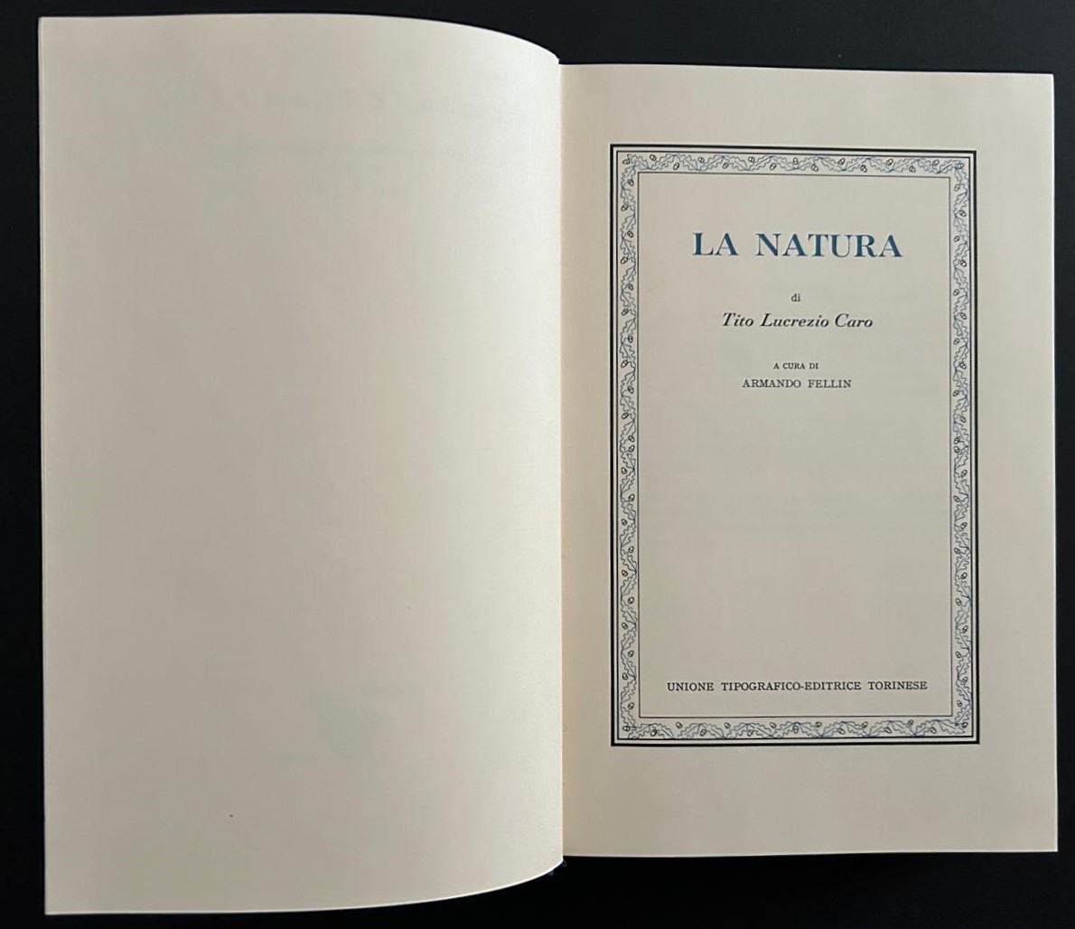 Tito Lucrezio Caro LA NATURA. - Copertina